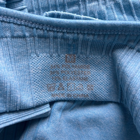 LIKE NEW Workout Set - Picture 10 of 10